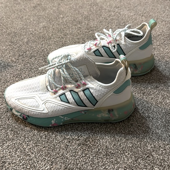Adidas ZX White and Teal Shoes. Size 6. - Picture 2 of 6
